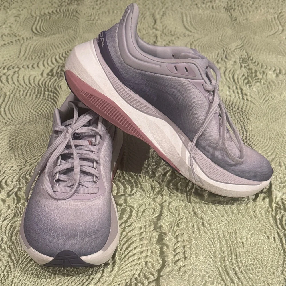 Women's Light Purple Athletic Shoes - Picture 5 of 5